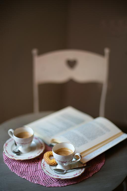 La Casa Di Alessio Bed & Breakfast Лече Стая снимка